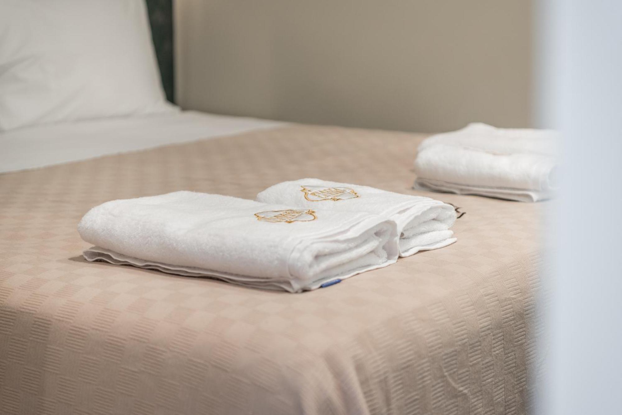 Piazza Luxury Apartments Тирана Екстер'єр фото