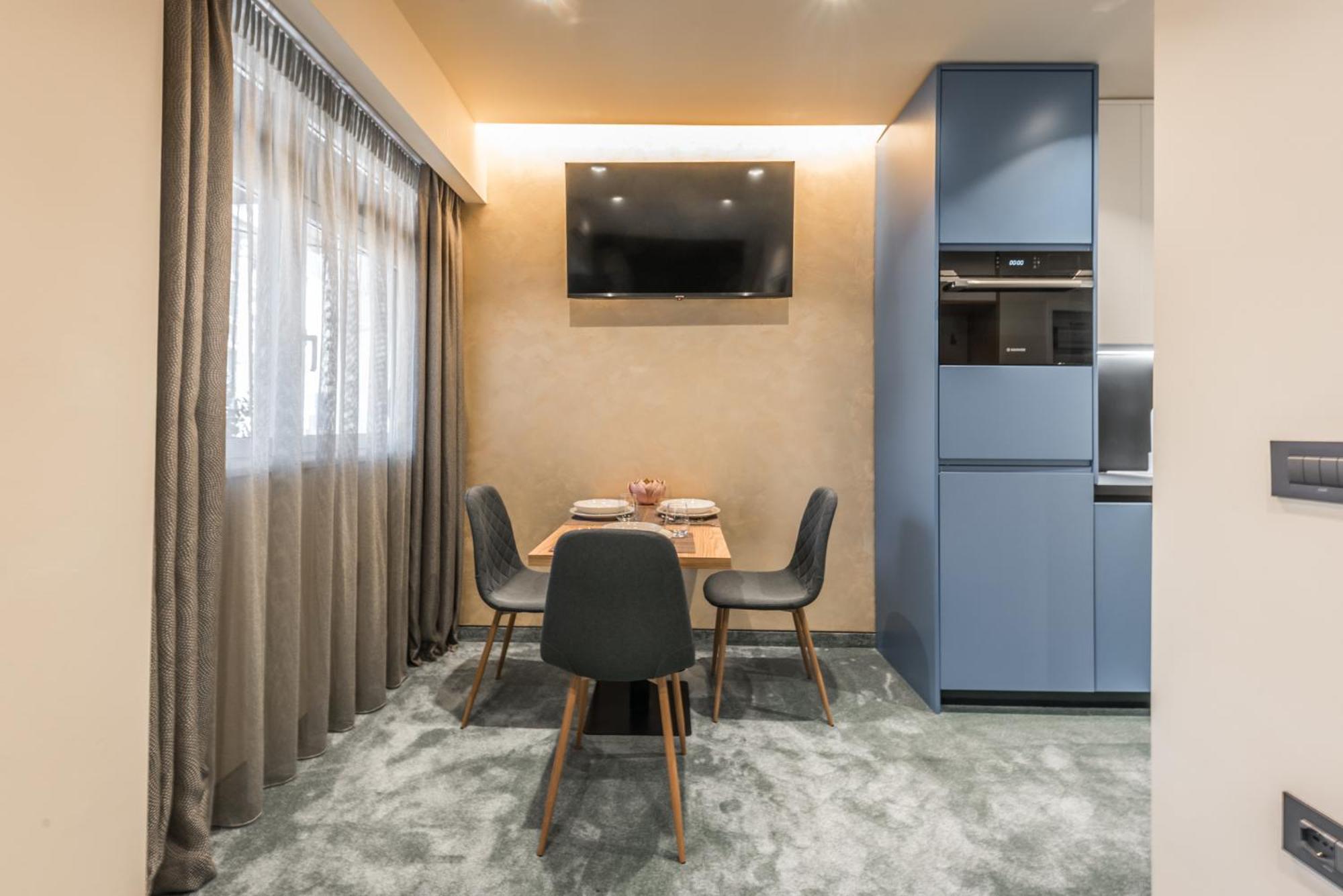 Piazza Luxury Apartments Тирана Екстер'єр фото
