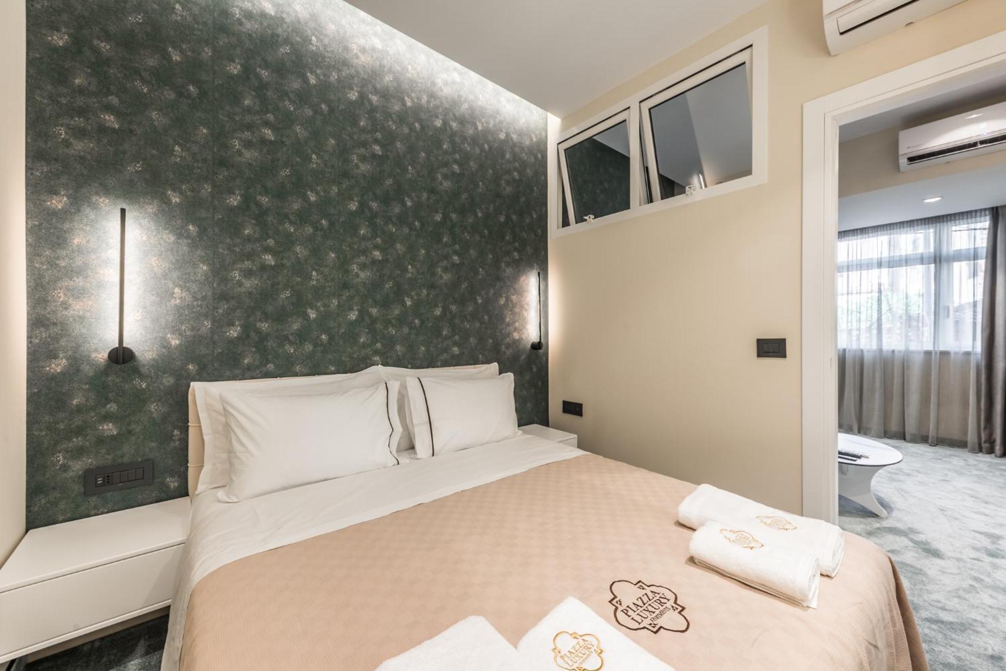 Piazza Luxury Apartments Тирана Екстер'єр фото