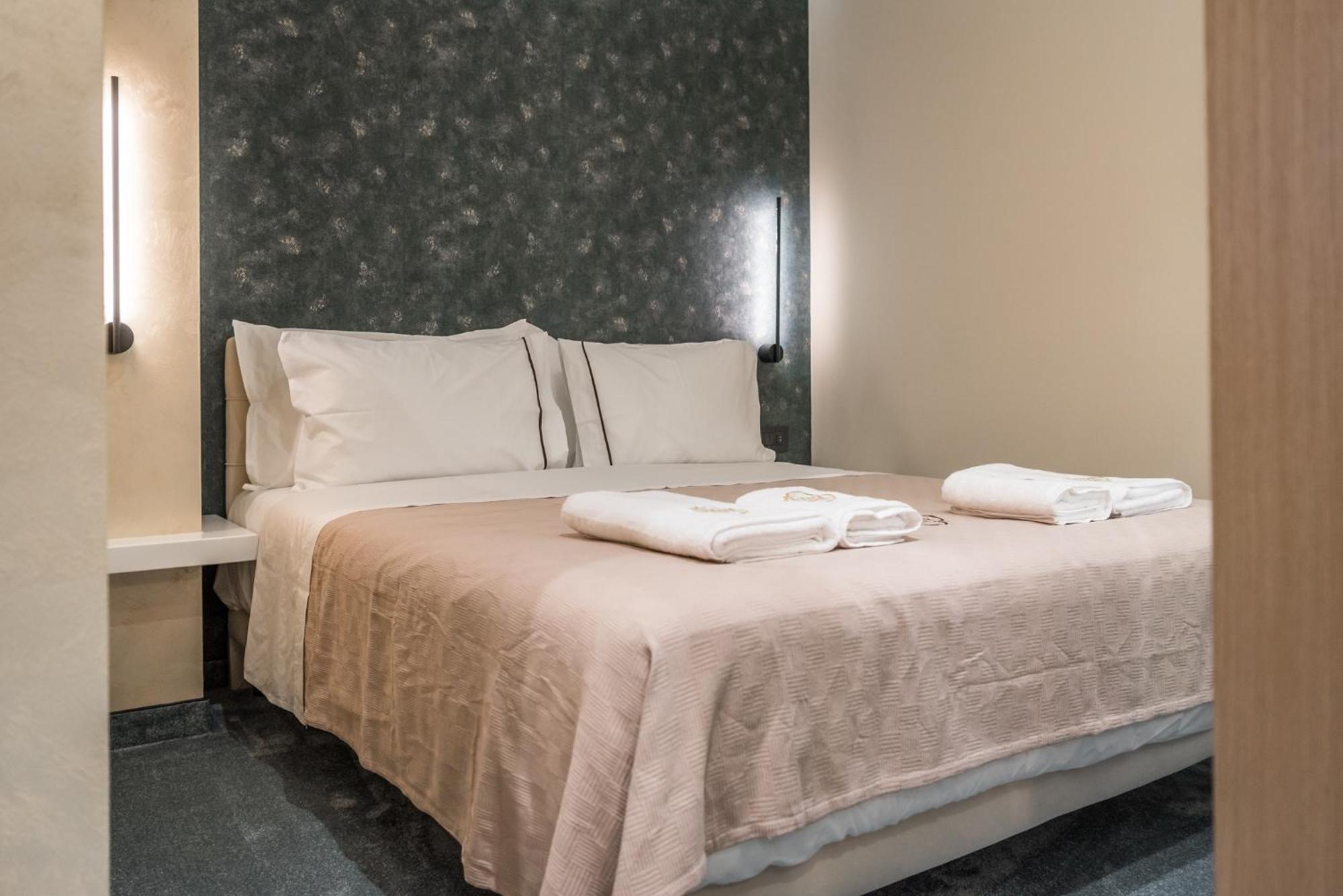 Piazza Luxury Apartments Тирана Екстер'єр фото