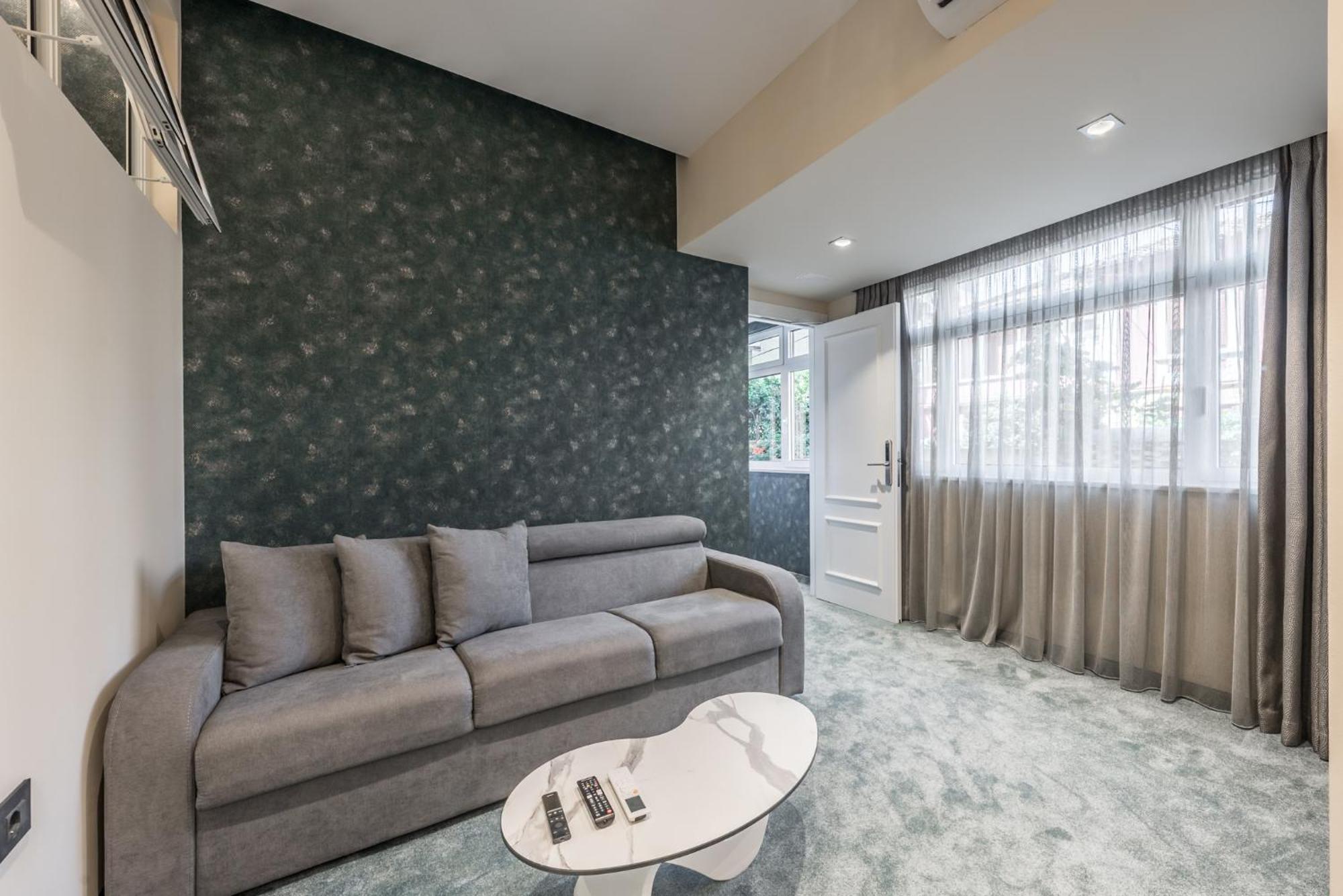 Piazza Luxury Apartments Тирана Екстер'єр фото