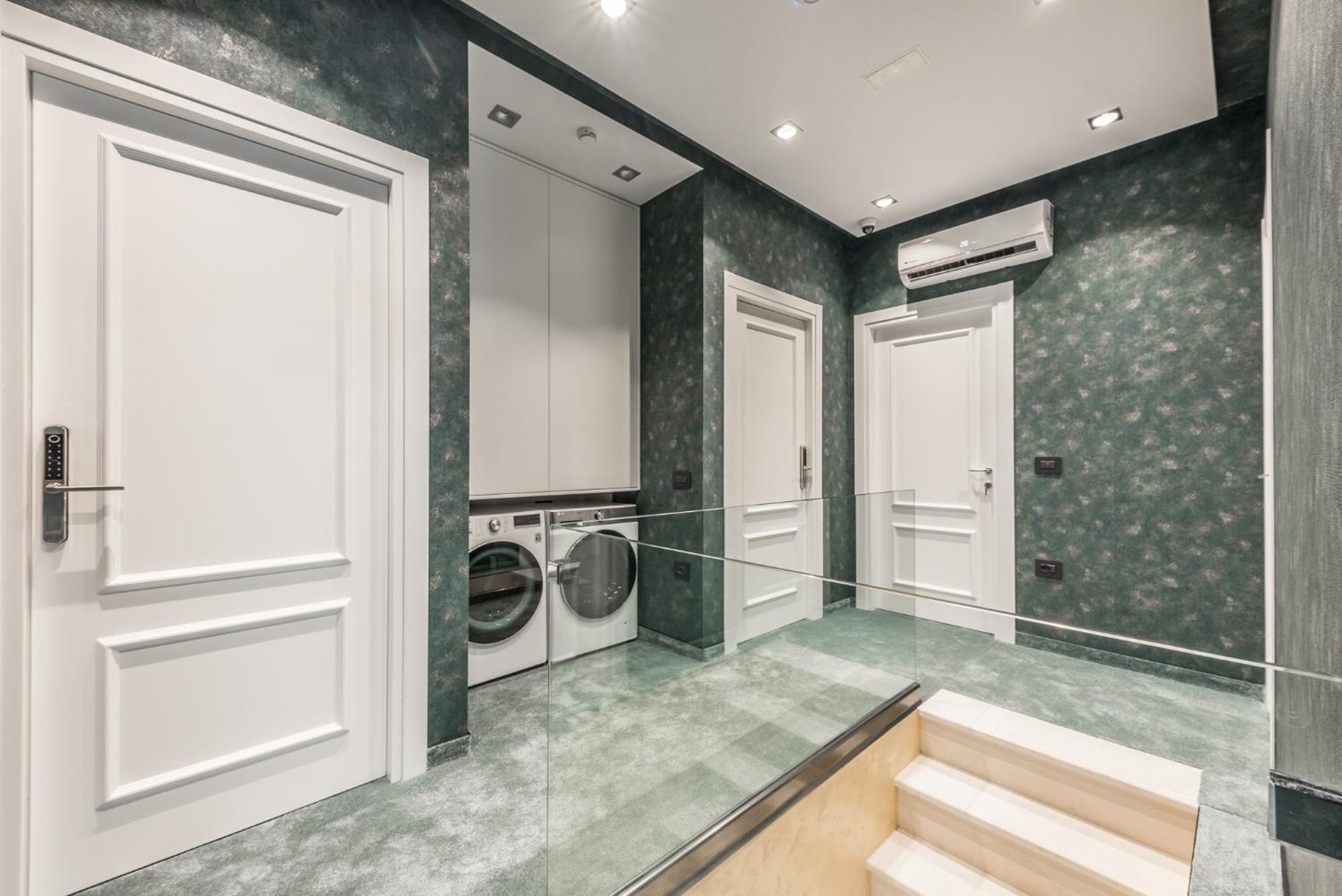 Piazza Luxury Apartments Тирана Екстер'єр фото